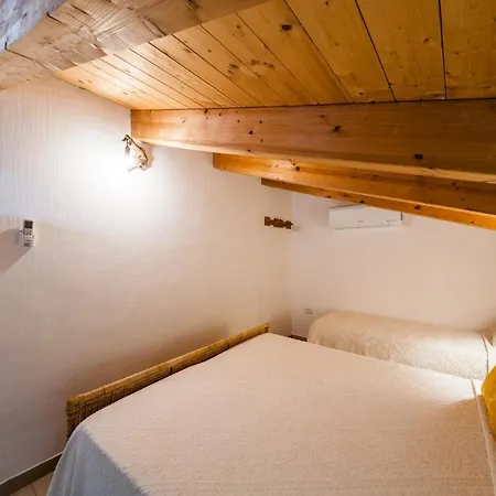 Private Rooms B&B Mannazzotta Castelsardo Self Service Breakfast * 카스텔사르도